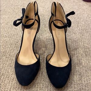 Nine West Navy Heels
